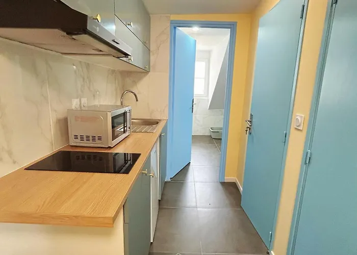 Apartment Design Proche